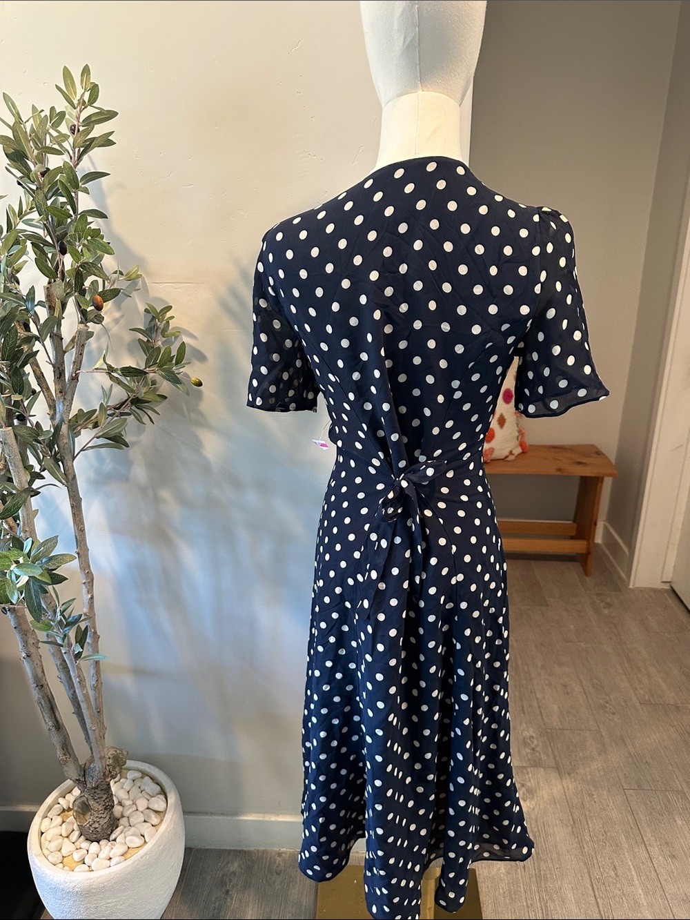 Reformation Lise Navy Blue White Polka Dot Midi Dress New! - Picture 9 of 13